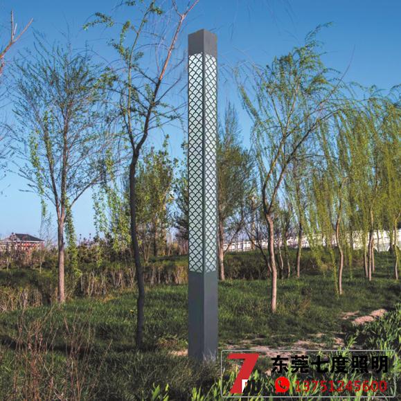 公园现代简约LED香蕉视频最新网址柱安装效果图片