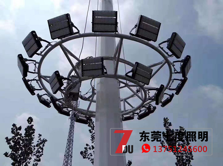 广场双层自动升降九九香蕉视频影院安装现场图片