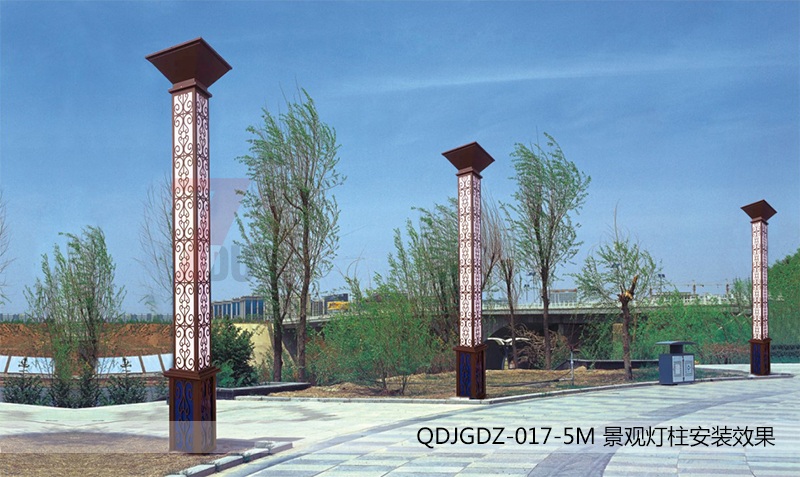 (QDJGDZ-017)3米-6米广场方形香蕉视频最新网址立柱安装效果